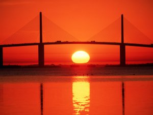 Sunshine%20Skyway%20Bridge,%20Tampa%20Bay,%20Florida_SDuuWHsYeD8g.jpg